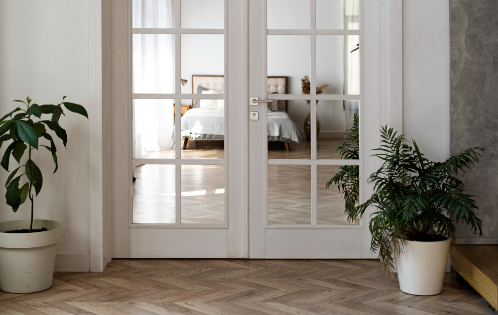 Roanoke Vinyl Doors